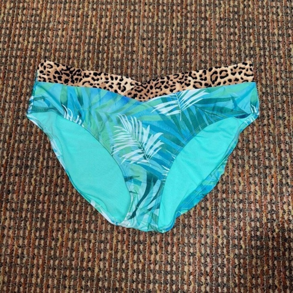 DECREE‎ Women's tropical/animal print ruched mid rise bikini bottom-Size 1X